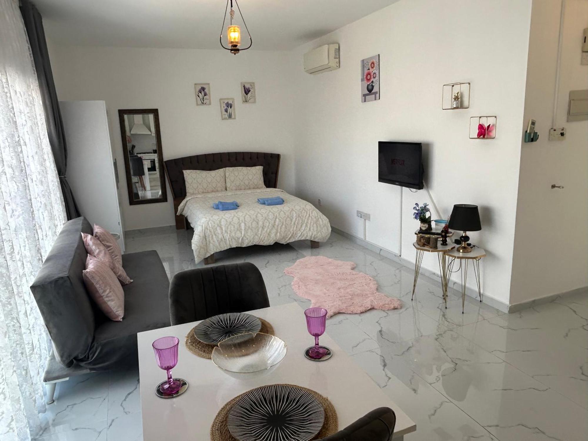 Apartment New In The Middle Of Famagusta & Netflix *