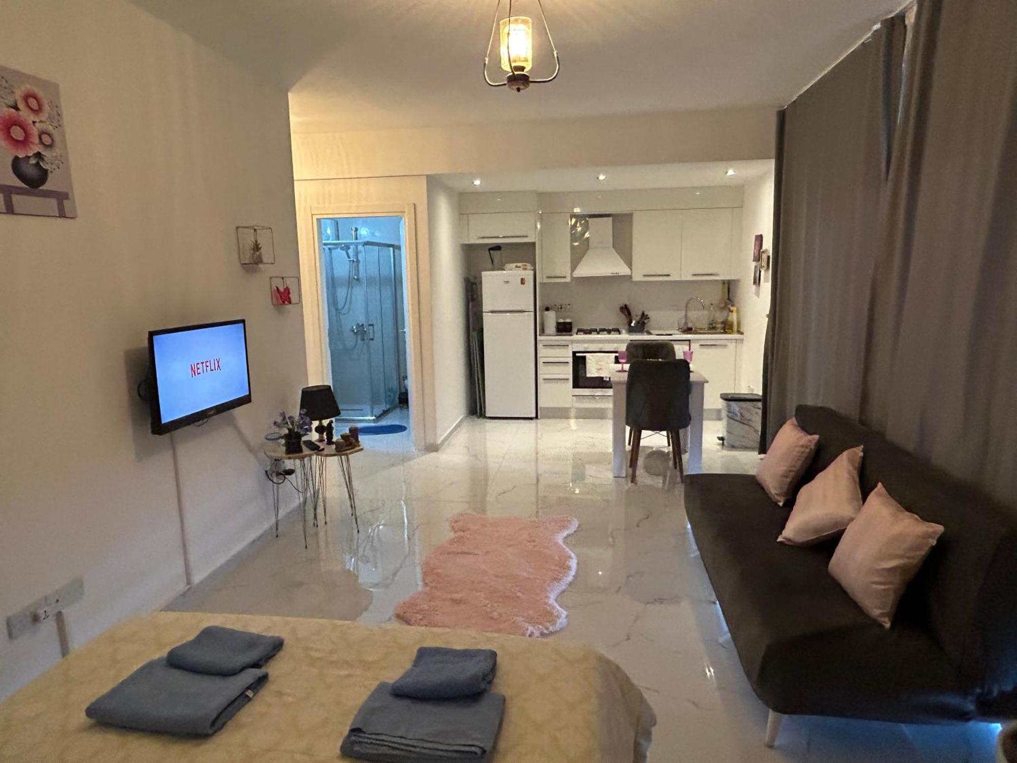 New In The Middle Of Famagusta & Netflix Διαμέρισμα Αμμόχωστος